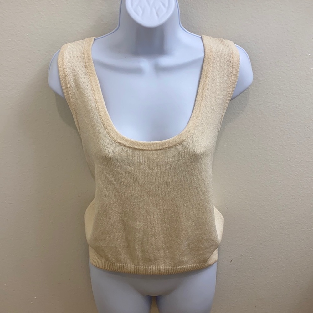 St John Cream Sleeveless Knit Top L